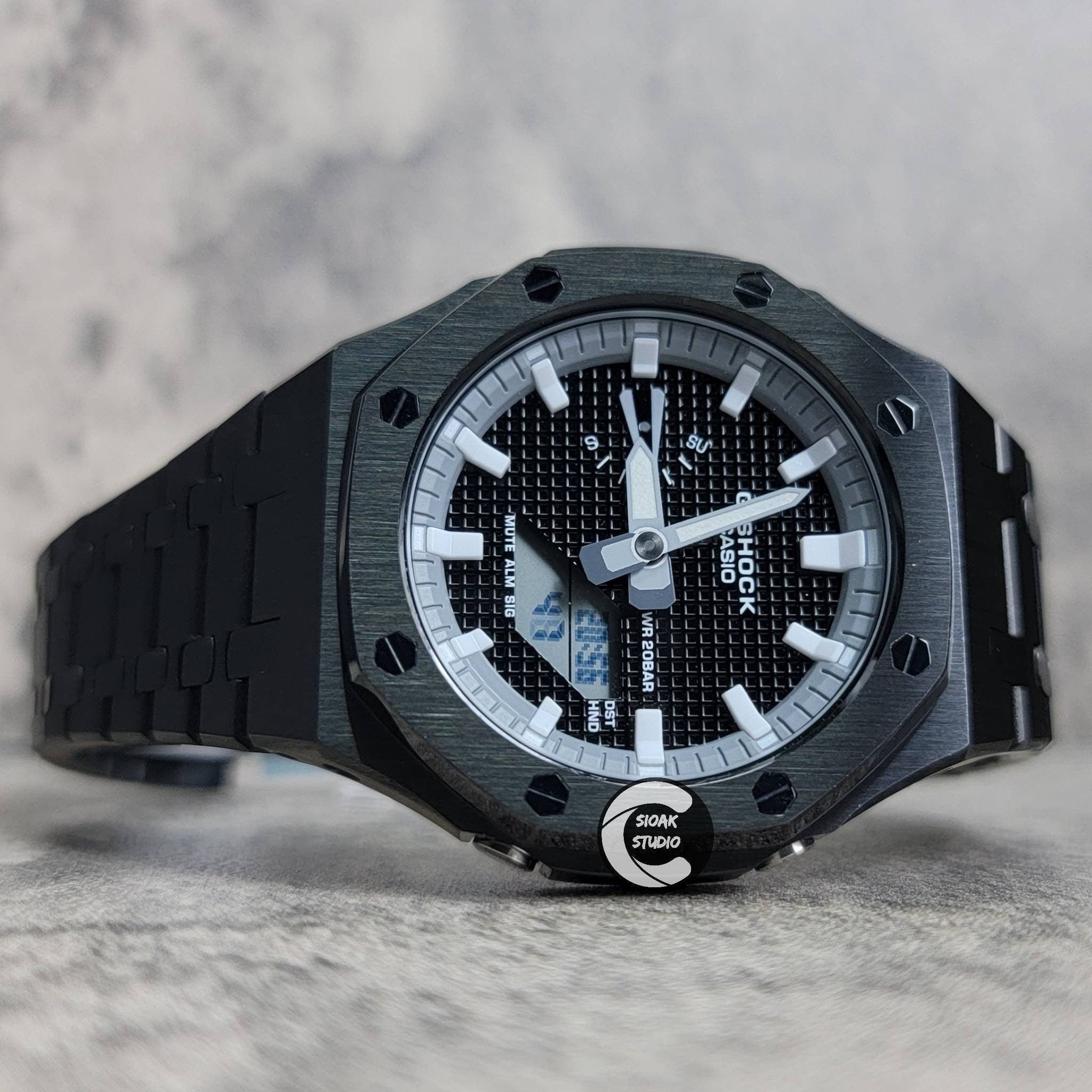 Casioak-Mod-Watch-Black-Case-