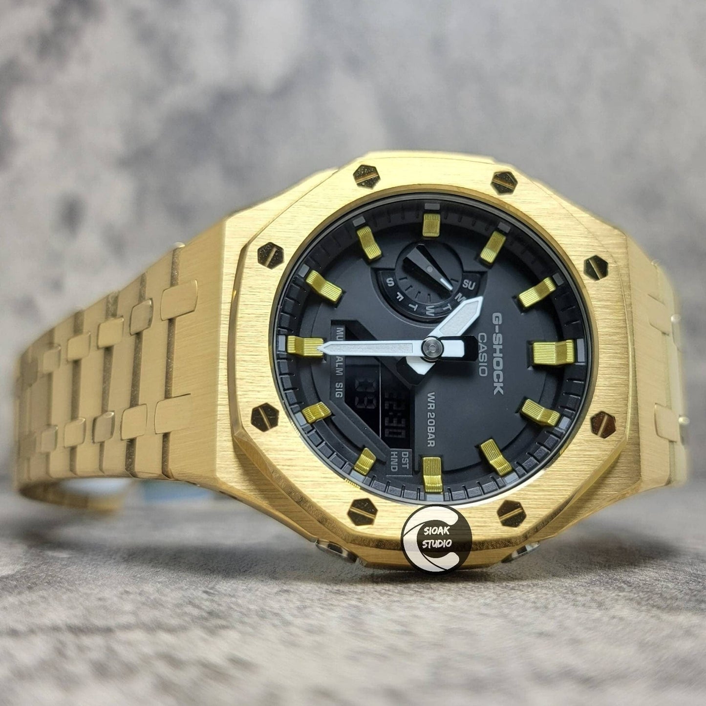 Casioak Mod Watch Gold Case Metal Strap Black Vertical Stripes Gold Time Mark Black Dial 44mm- Casioak Mod Casio G-Shock Royal Oak Custom Mens Luxury Watches Ga2100