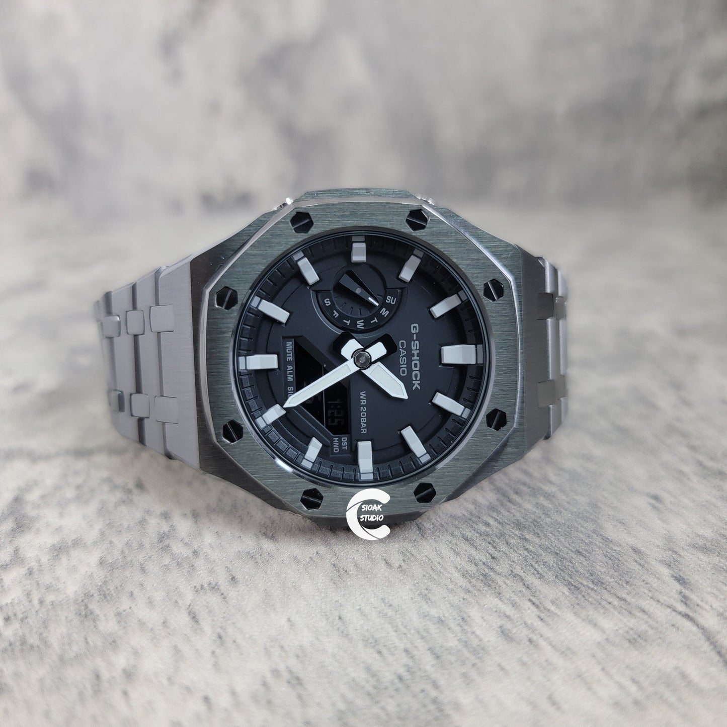 Casioak Mod Watch Gray Case Metal Strap Black Light Gray Time Mark Black Dial 44 mm- Casioak Mod Casio G-Shock Royal Oak Custom Mens Luxury Watches Ga2100