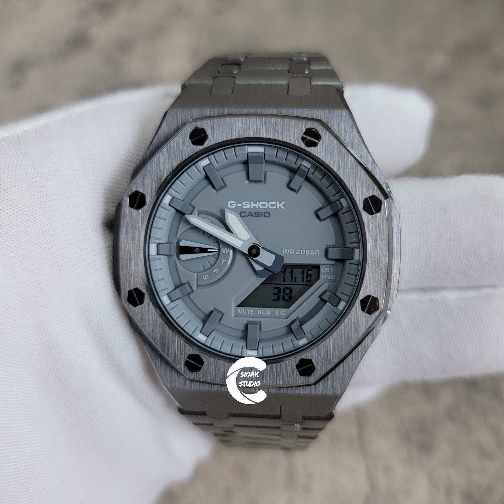 Casioak Mod Watch Gray Case Metal Strap Gray Time Mark Gray Dial 44mm- Casioak Mod Casio G-Shock Royal Oak Custom Mens Luxury Watches Ga2100