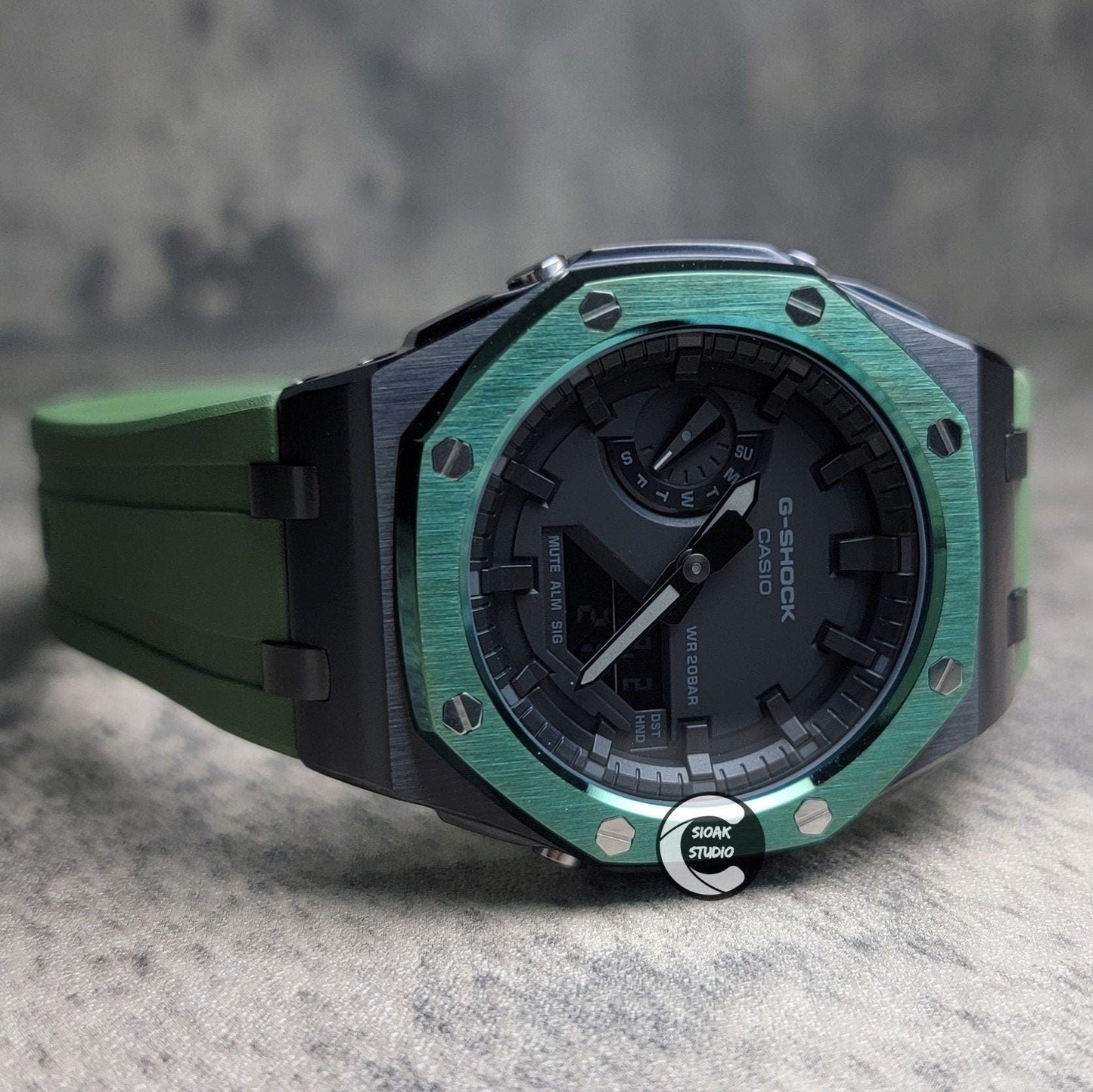 Casioak Mod Watch Offshore Superior Black Green Case Green Rubber Rubber Strap Black Time Mark Black Dial 44mm- Casioak Mod Casio G-Shock Royal Oak Custom Mens Luxury Watches Ga2100