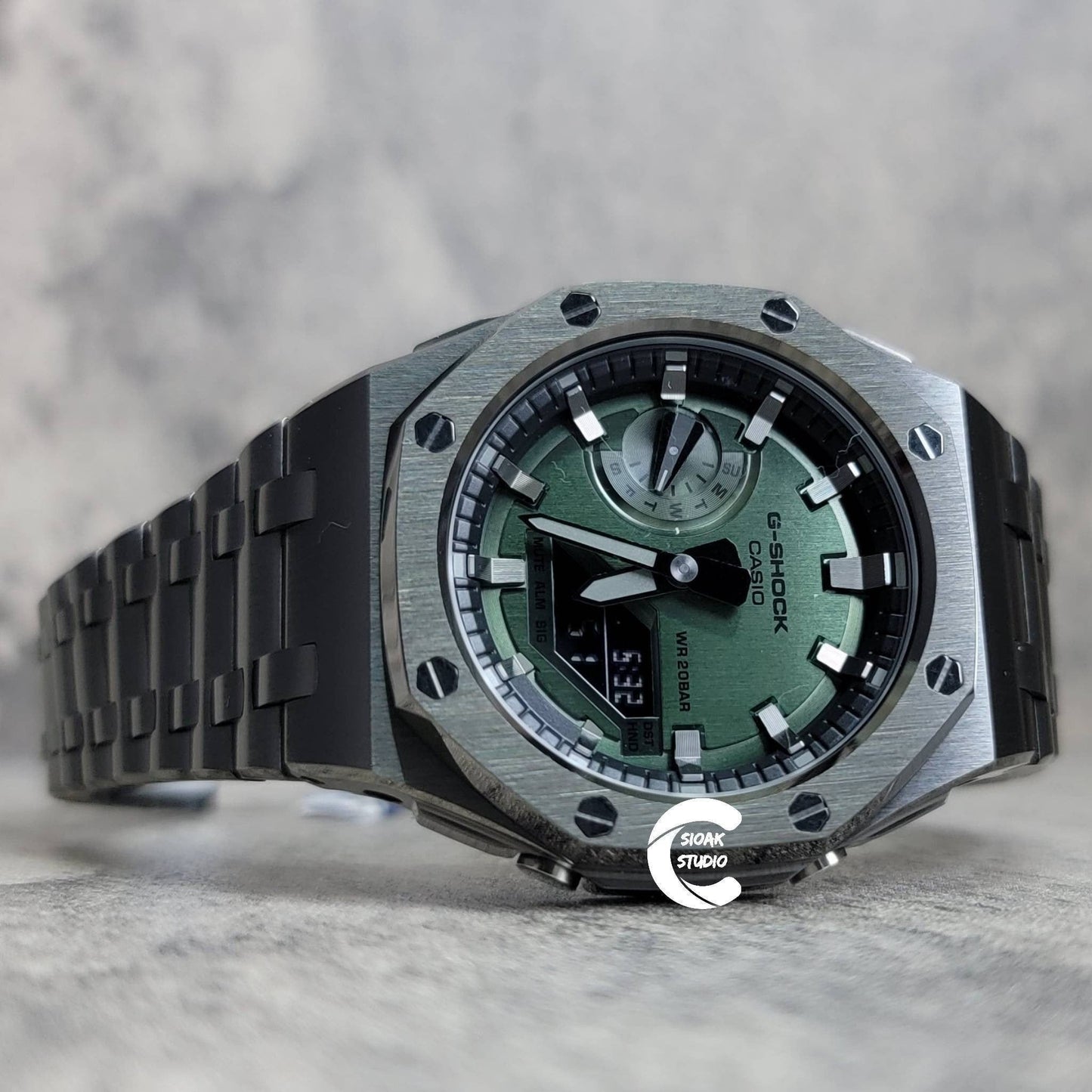 Casioak Mod Watch Offshore Superior Gray Case Metal Strap Black Gray Time Mark Olive Dial 44mm- Casioak Mod Casio G-Shock Royal Oak Custom Mens Luxury Watches Ga2100