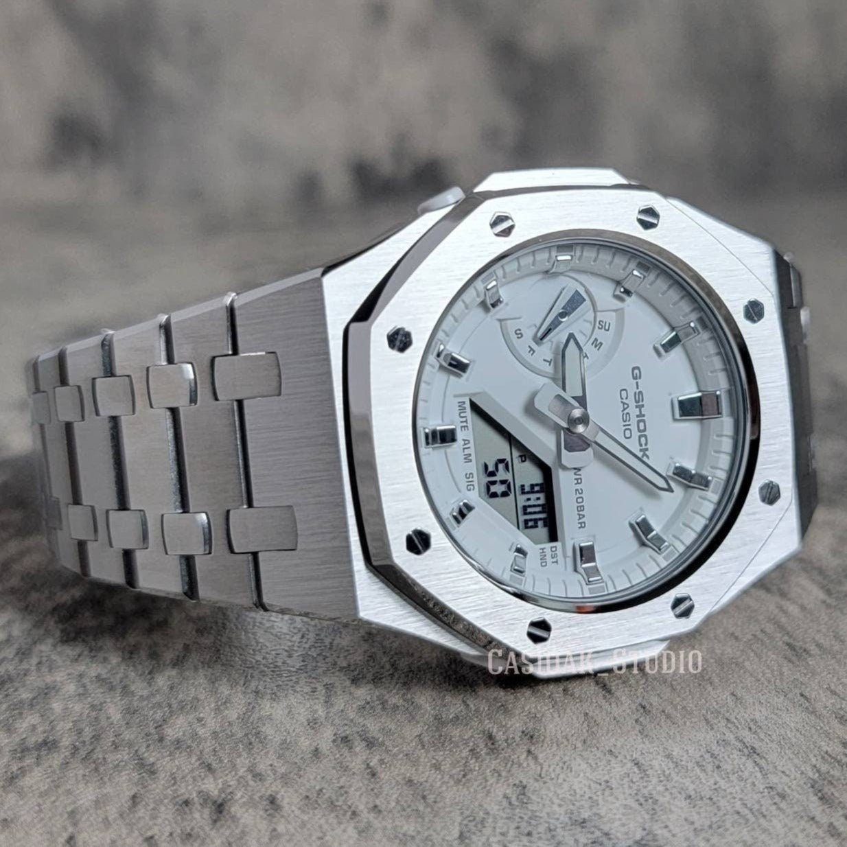 Casioak Mod Watch Silver Case Metal Strap White Silver Time Mark White Dial 42mm- Casioak Mod Casio G-Shock Royal Oak Custom Mens Luxury Watches Ga2100