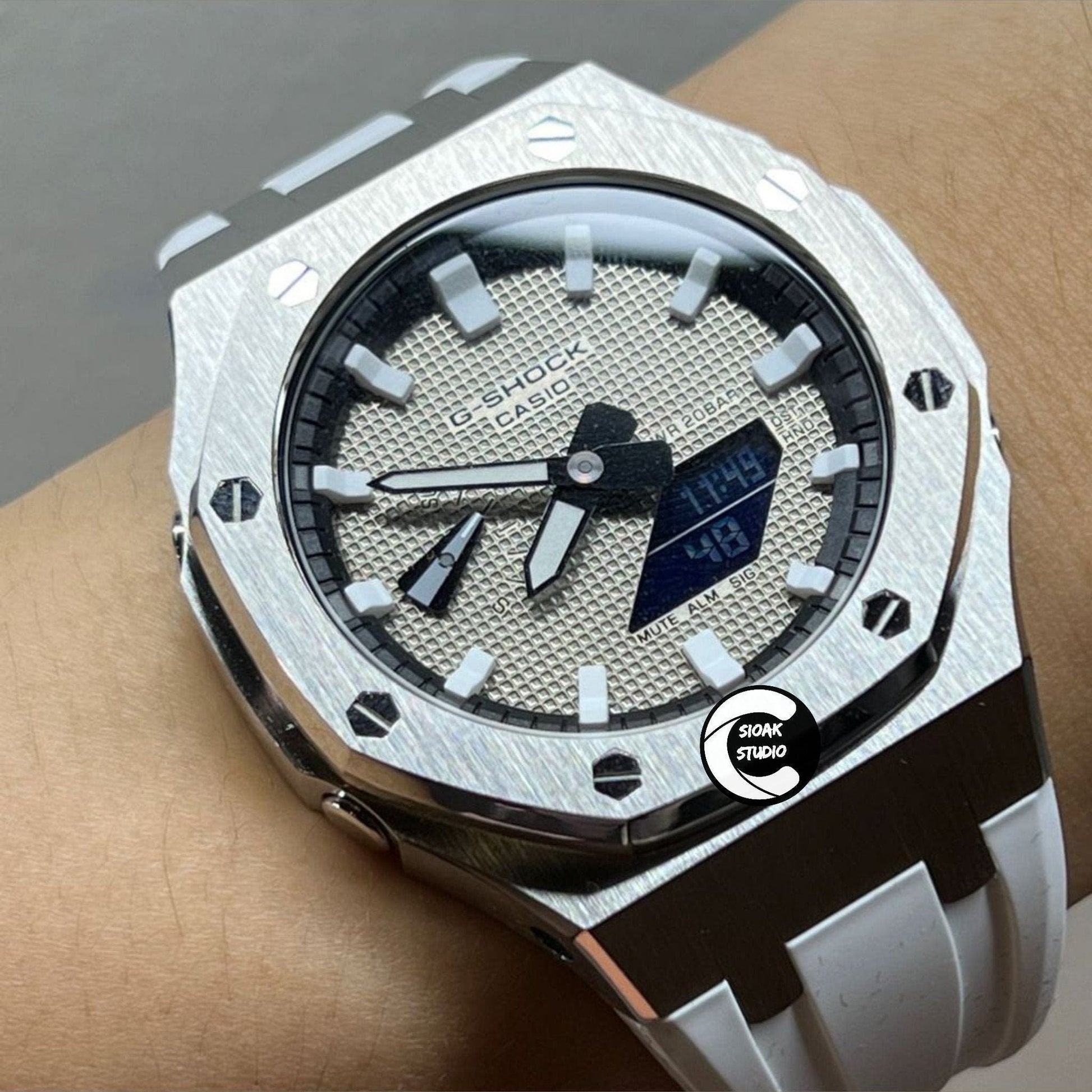 Casioak Mod Watch Silver Case White Rubber Strap Black White Time Mark Gray Dial 44mm- Casioak Mod Casio G-Shock Royal Oak Custom Mens Luxury Watches Ga2100