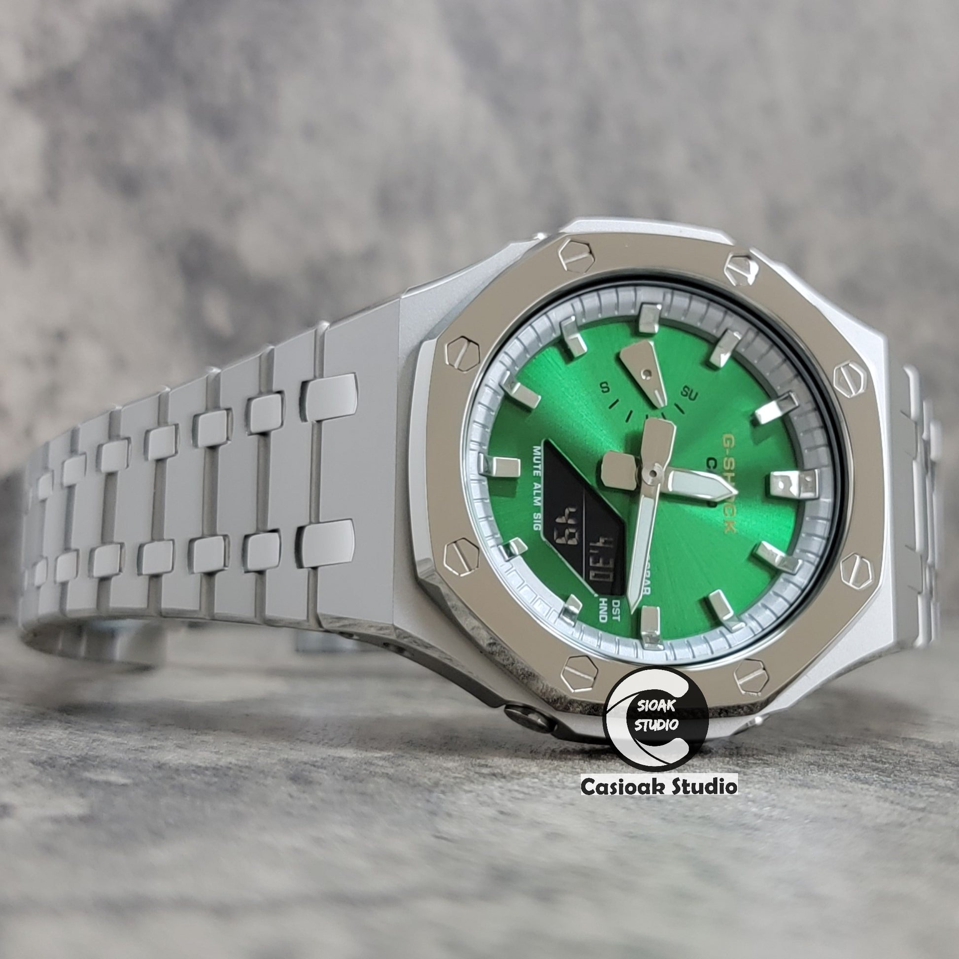 Casioak Mod Watch Polished Silver Case Metal Strap Silver Time Mark Green Dial 44mm - Casioak Studio