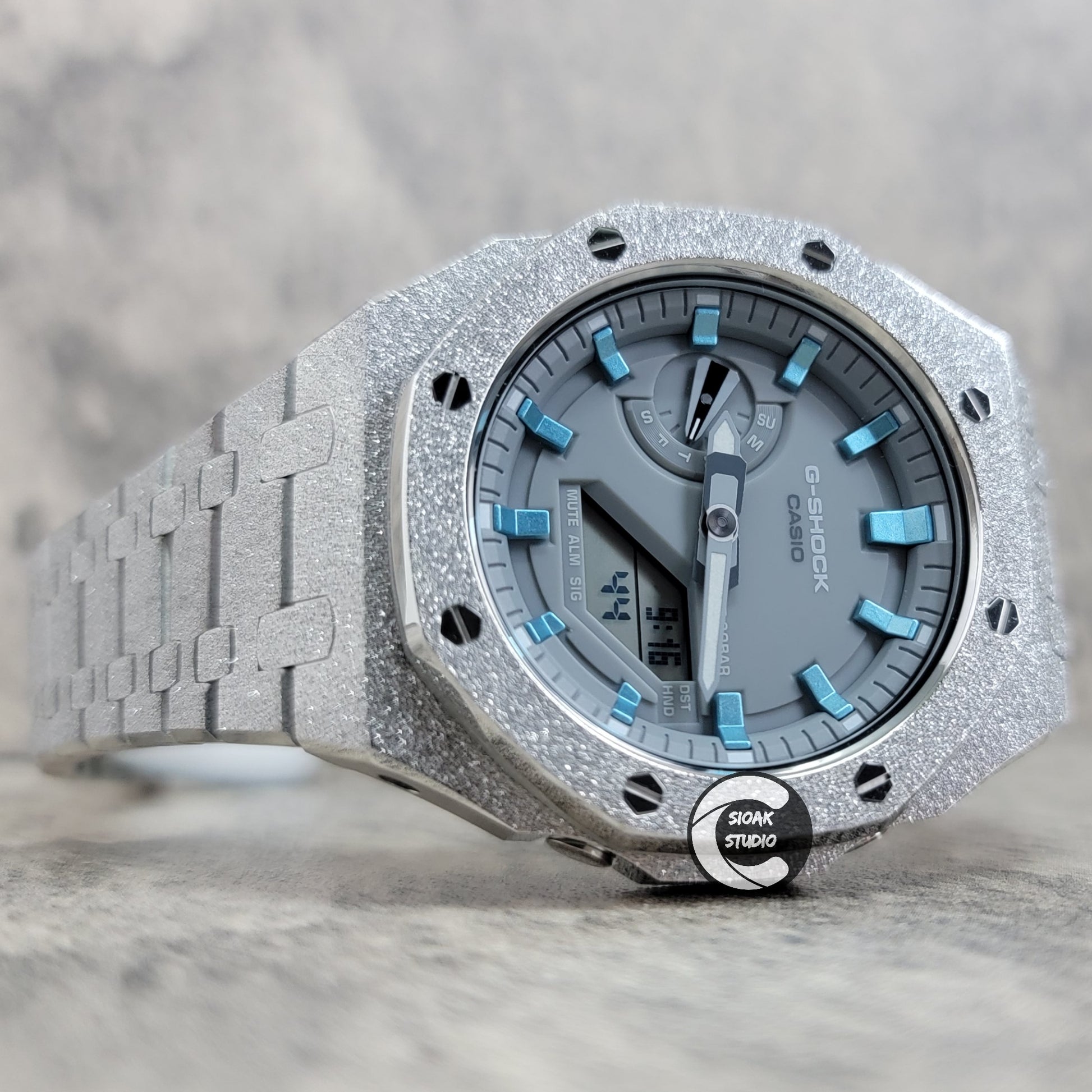 Casioak Mod Watch Frosted Silver Case Metal Strap Gray Blue Time Mark Gray Dial 44mm - Casioak Studio