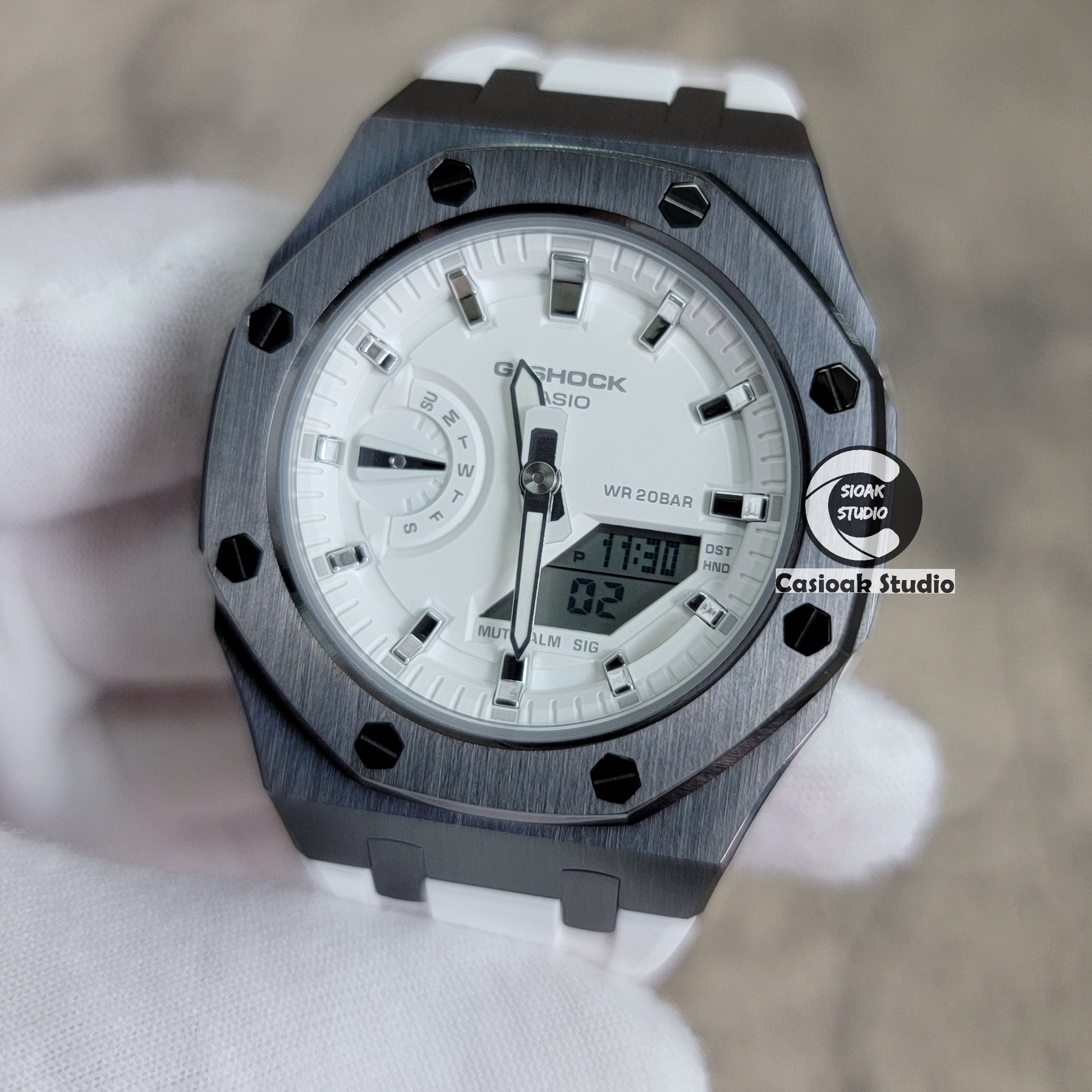 Original + Midsize Casioak Casio G-Shock Watch Review GAMAS2100 GA2100 –  StrapHabit