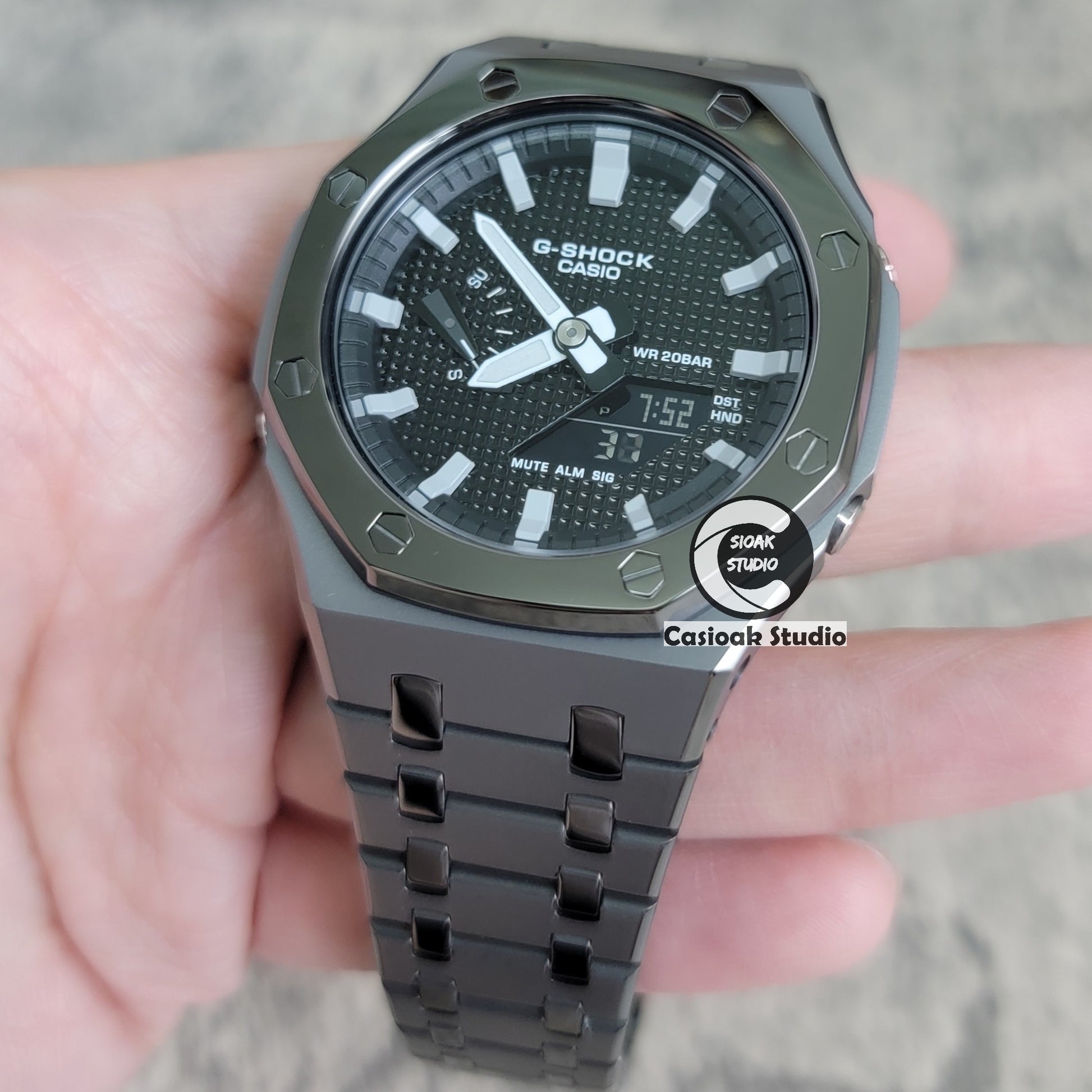 Casioak Mod Watch Polished Gray Metal Strap Black Gray Time Mark Black Waffle Dial 44mm - Casioak Studio