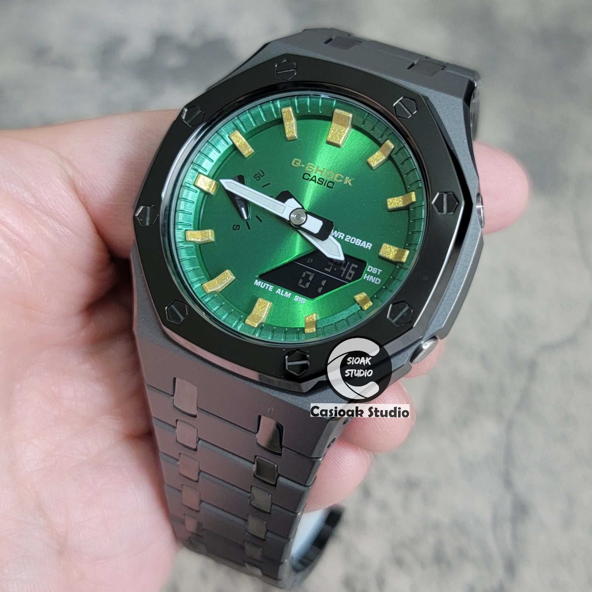 Casioak Mod Watch Polished Gray Case Metal Strap Green Gold Time Mark Green Dial 44mm - Casioak Studio