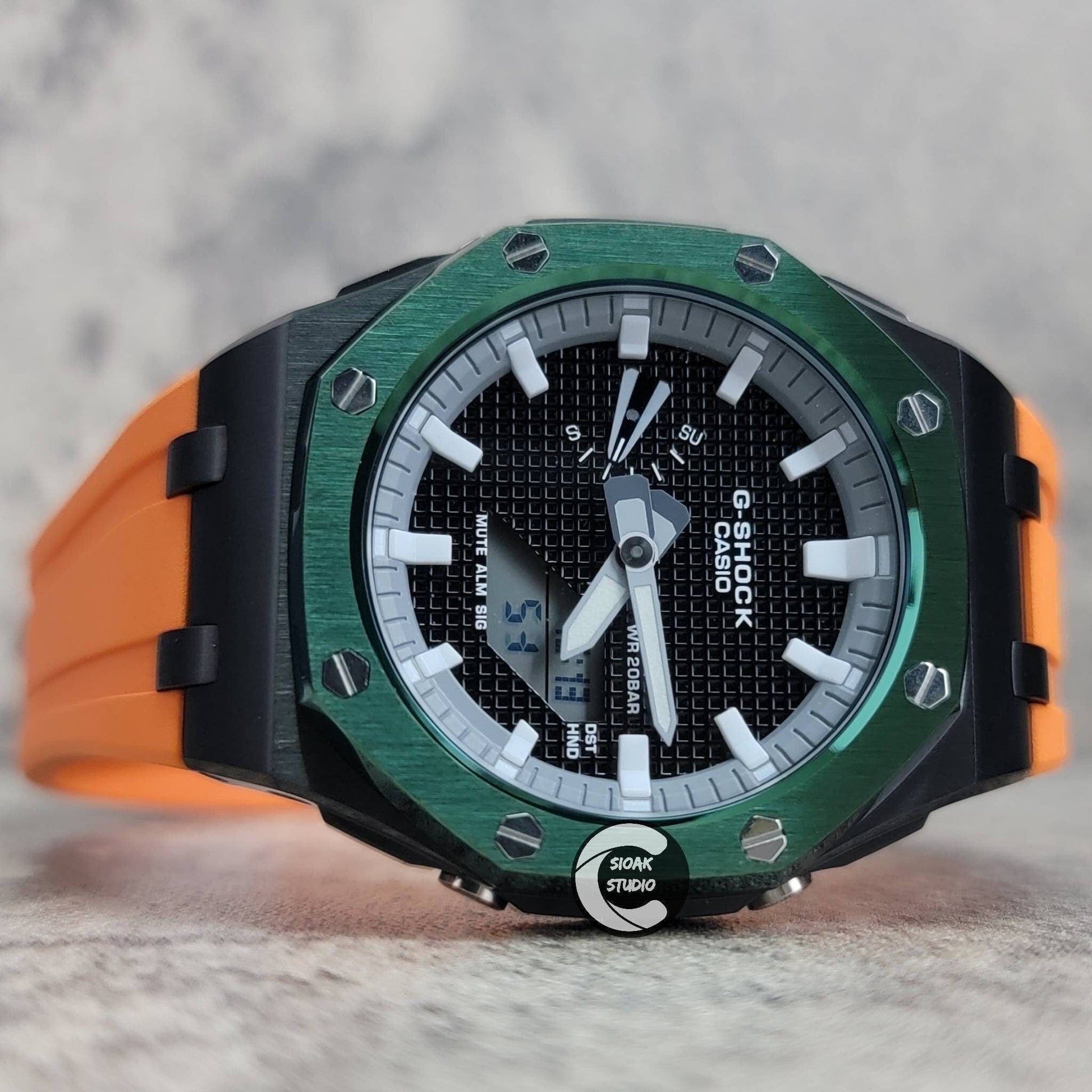 Casioak Mod Watch Offshore Superior Green Black Case Orange Rubber Rubber Strap Gray White Time Mark Black Dial 44mm - Casioak Studio