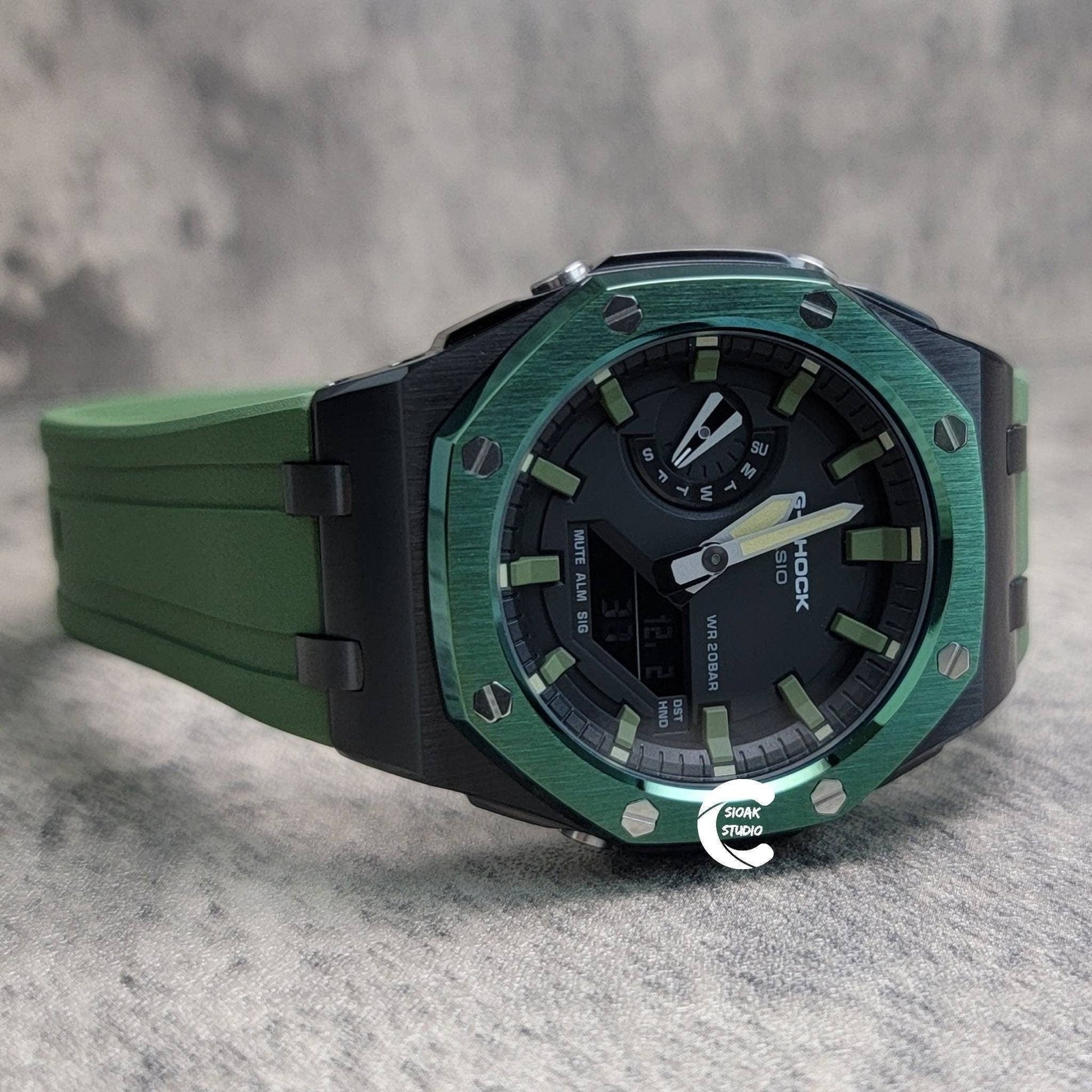 Casioak Mod Watch Offshore Superior Green Black Case Green Rubber Rubber Strap Black Green Time Mark Black Dial 44mm - Casioak Studio