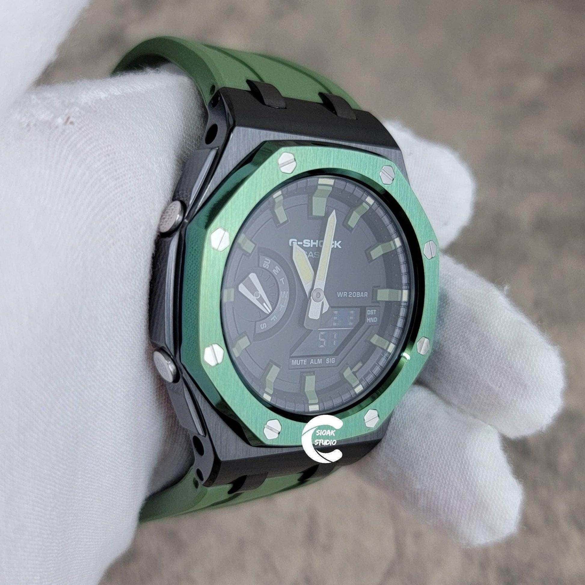 Casioak Mod Watch Offshore Superior Green Black Case Green Rubber Rubber Strap Black Green Time Mark Black Dial 44mm - Casioak Studio