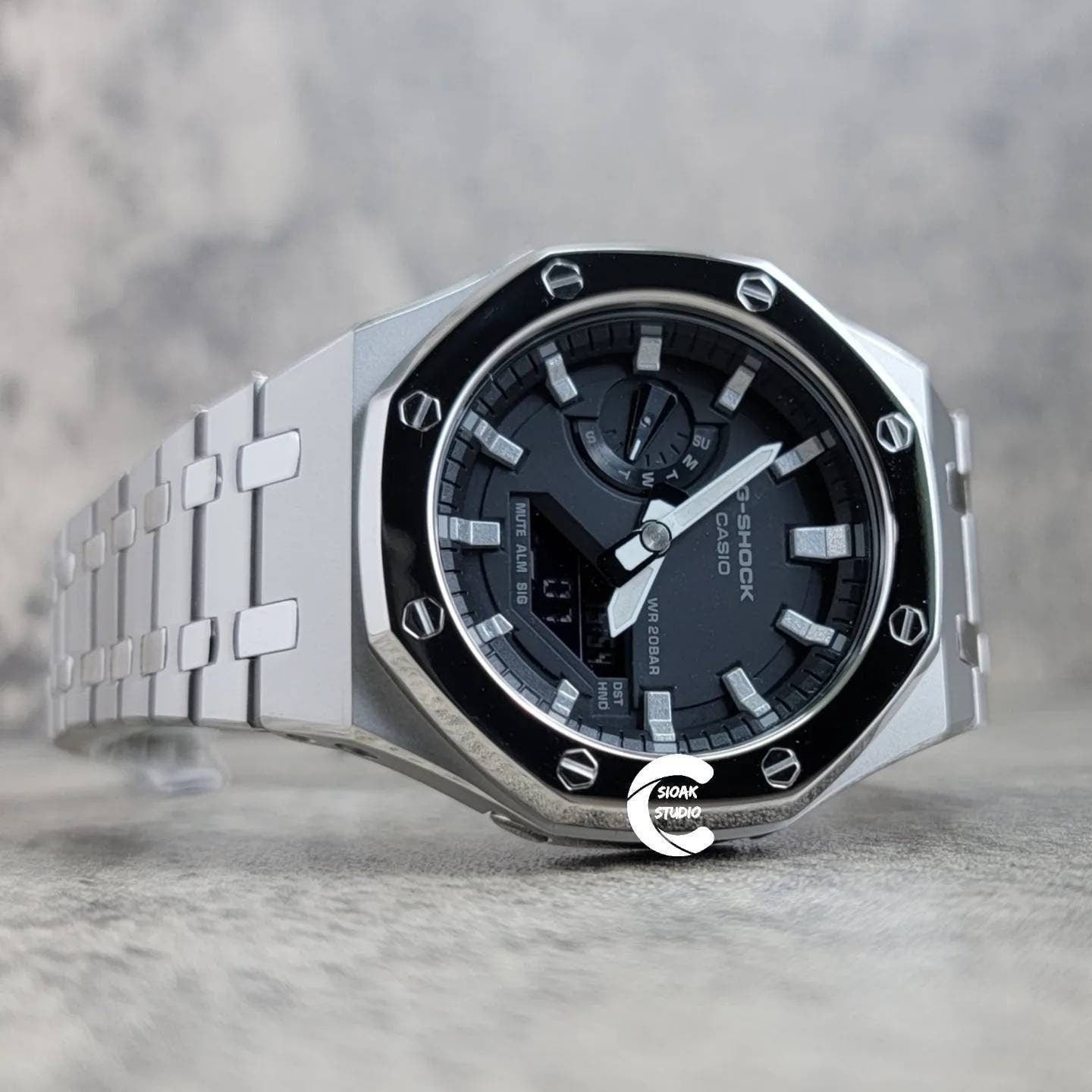 Casioak Mod Watch Polished Silver Case Metal Strap Black Silver Time Mark Black Dial 44mm - Casioak Studio