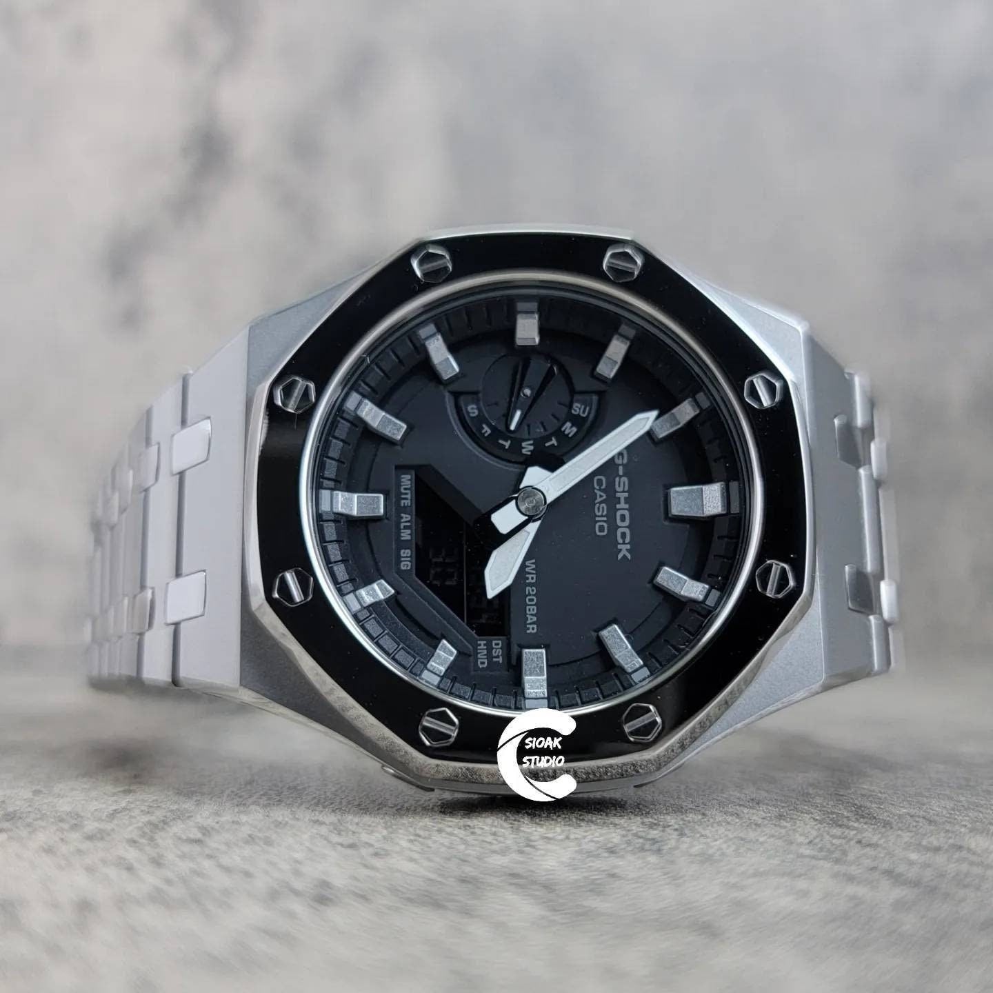 Casioak Mod Watch Polished Silver Case Metal Strap Black Silver Time Mark Black Dial 44mm - Casioak Studio