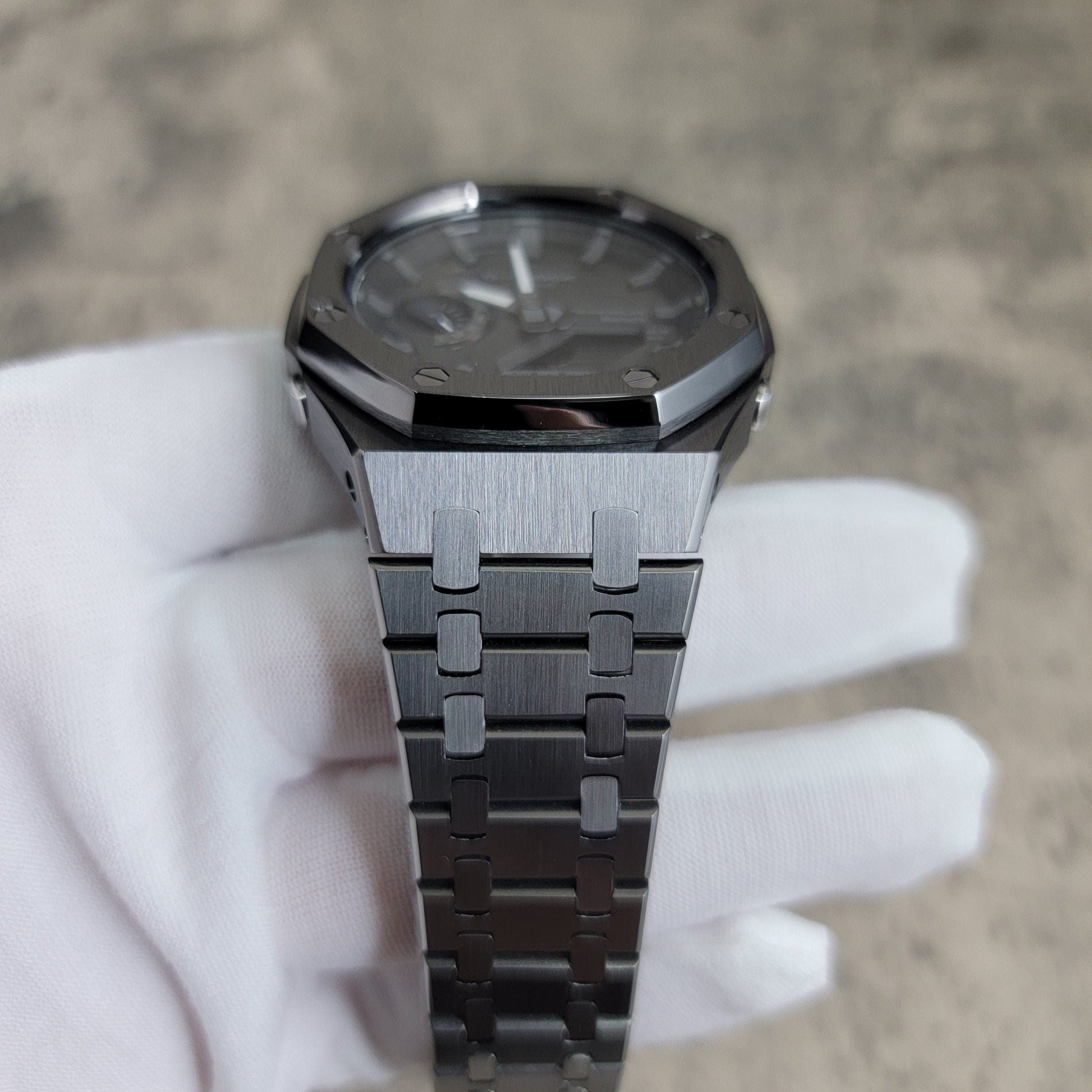 Casioak Mod Watch Solar Bluetooth Gray Case Metal Strap Black Gray Time Mark Black Dial 44mm G SHOCK CUSTOM - Casioak Studio