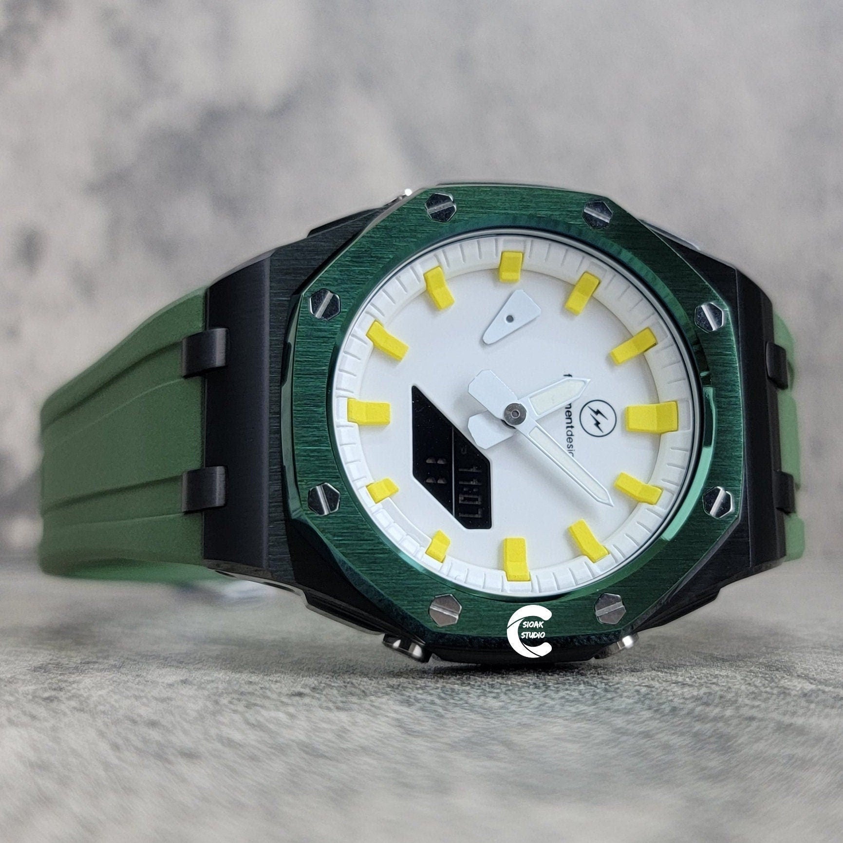 Casioak Mod Watch Offshore Superior Black Case Green Rubber Strap White Yellow Time Mark White Dial 44mm - Casioak Studio