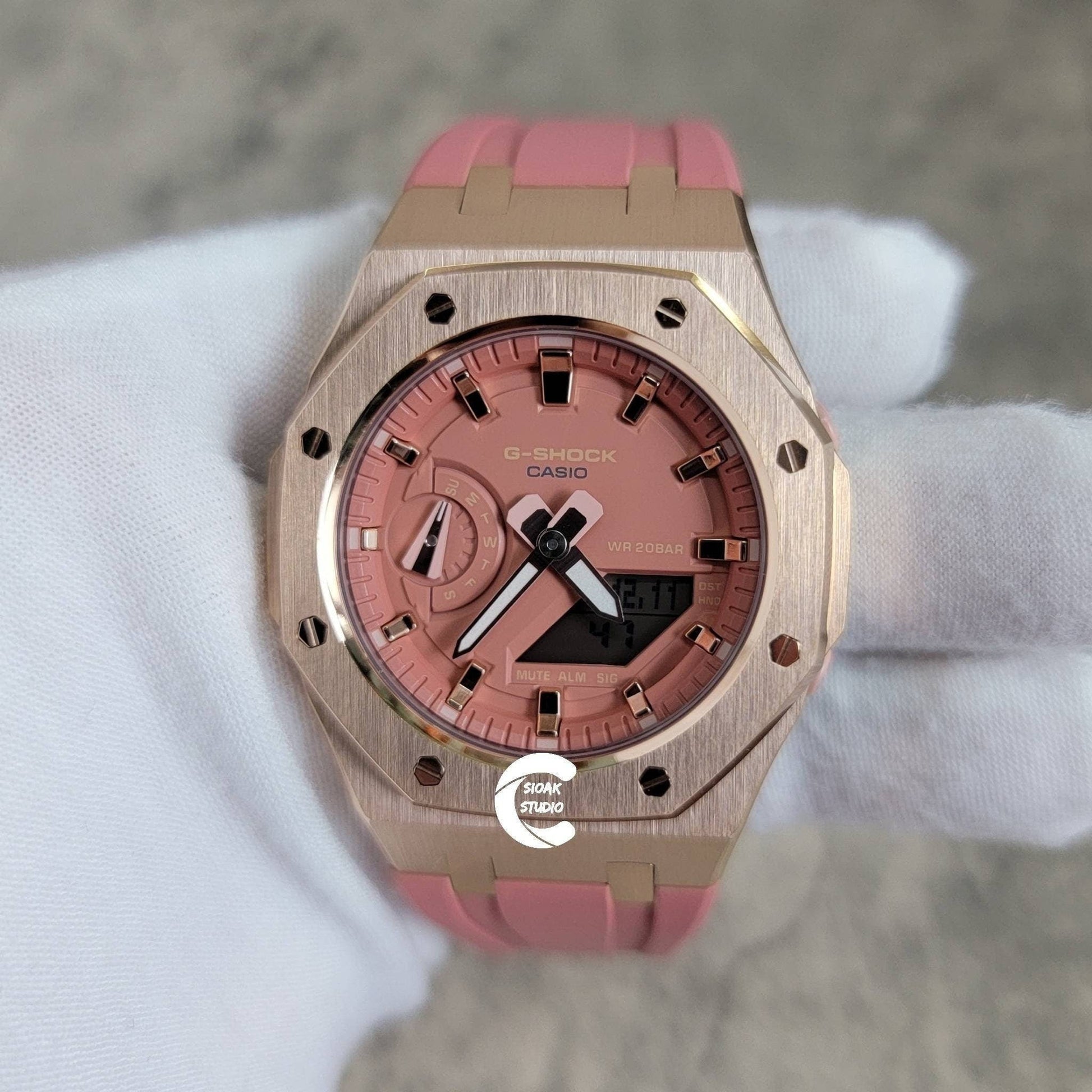 Casioak Mod Watch Rose Gold Case Pink Rubber Strap Pink Rose Gold Time Mark Pink Dial 42mm - Casioak Studio