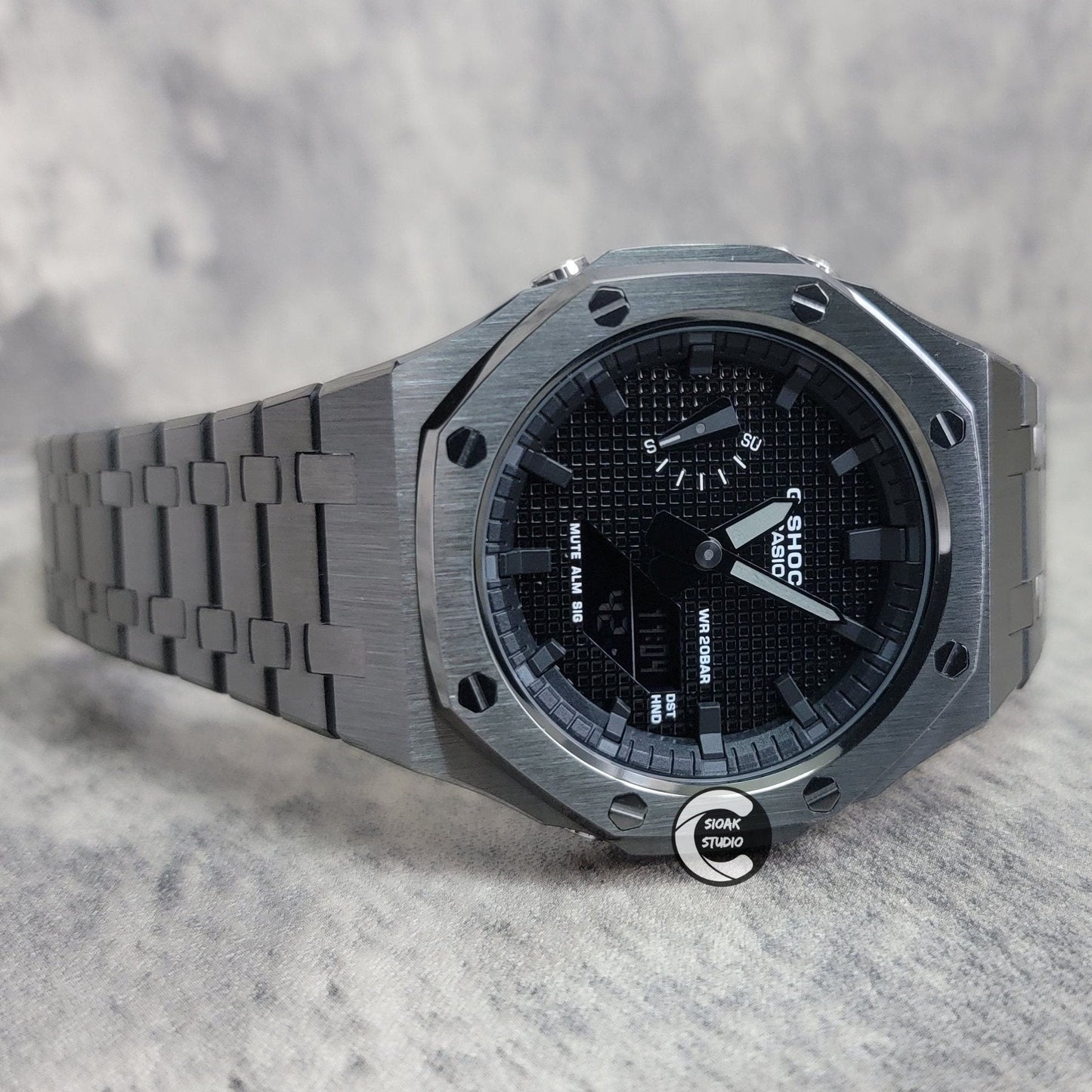 Casioak Mod Watch Gray Case Metal Strap Black Time Mark Black Waffle Dial 44mm - Casioak Studio