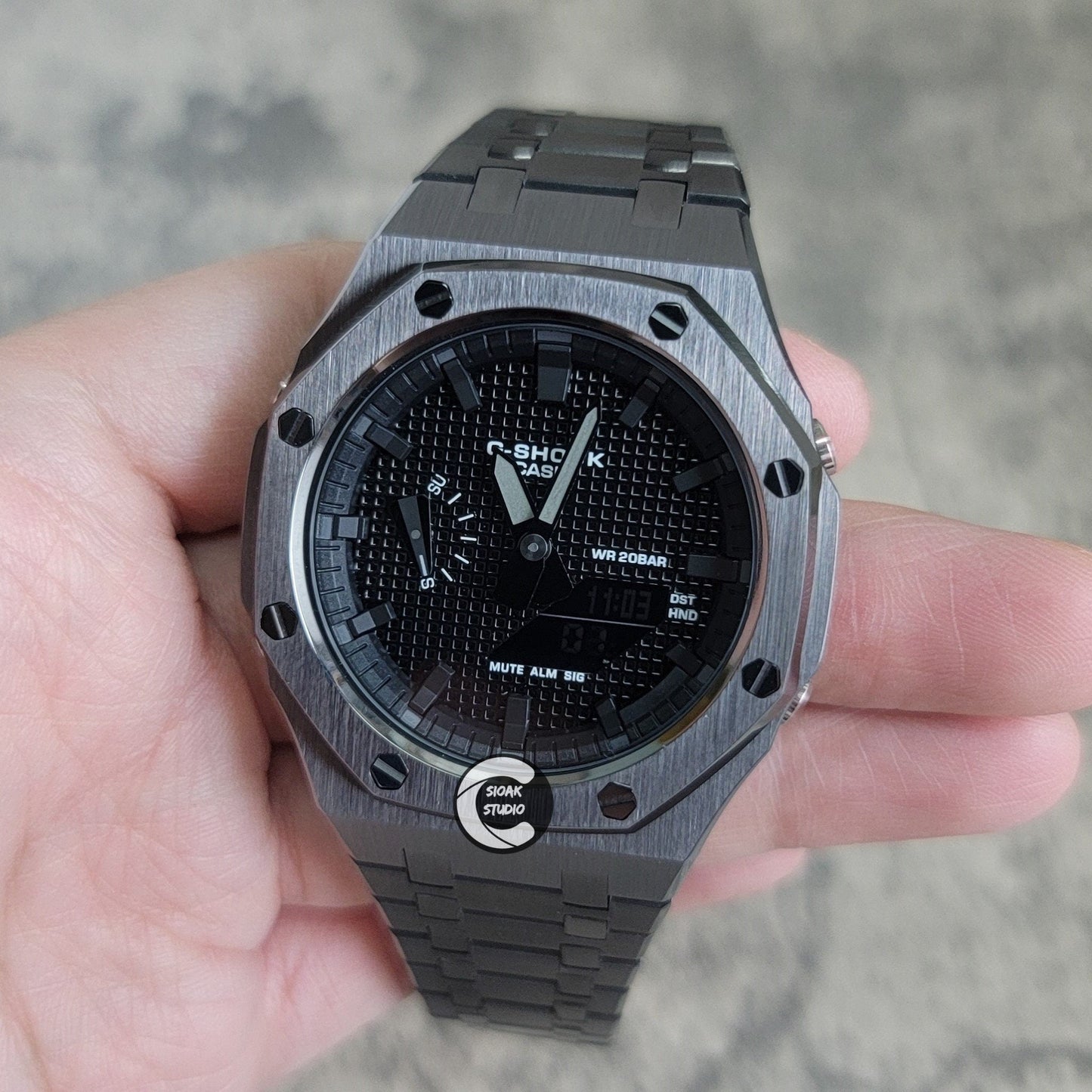 Casioak Mod Watch Gray Case Metal Strap Black Time Mark Black Waffle Dial 44mm - Casioak Studio