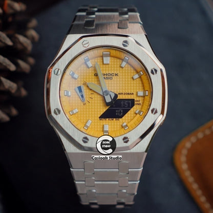 Orologio Casioak Mod Cassa Argento Cinturino in Metallo Indici Giallo Argento Quadranti Gialli Waffle 44mm