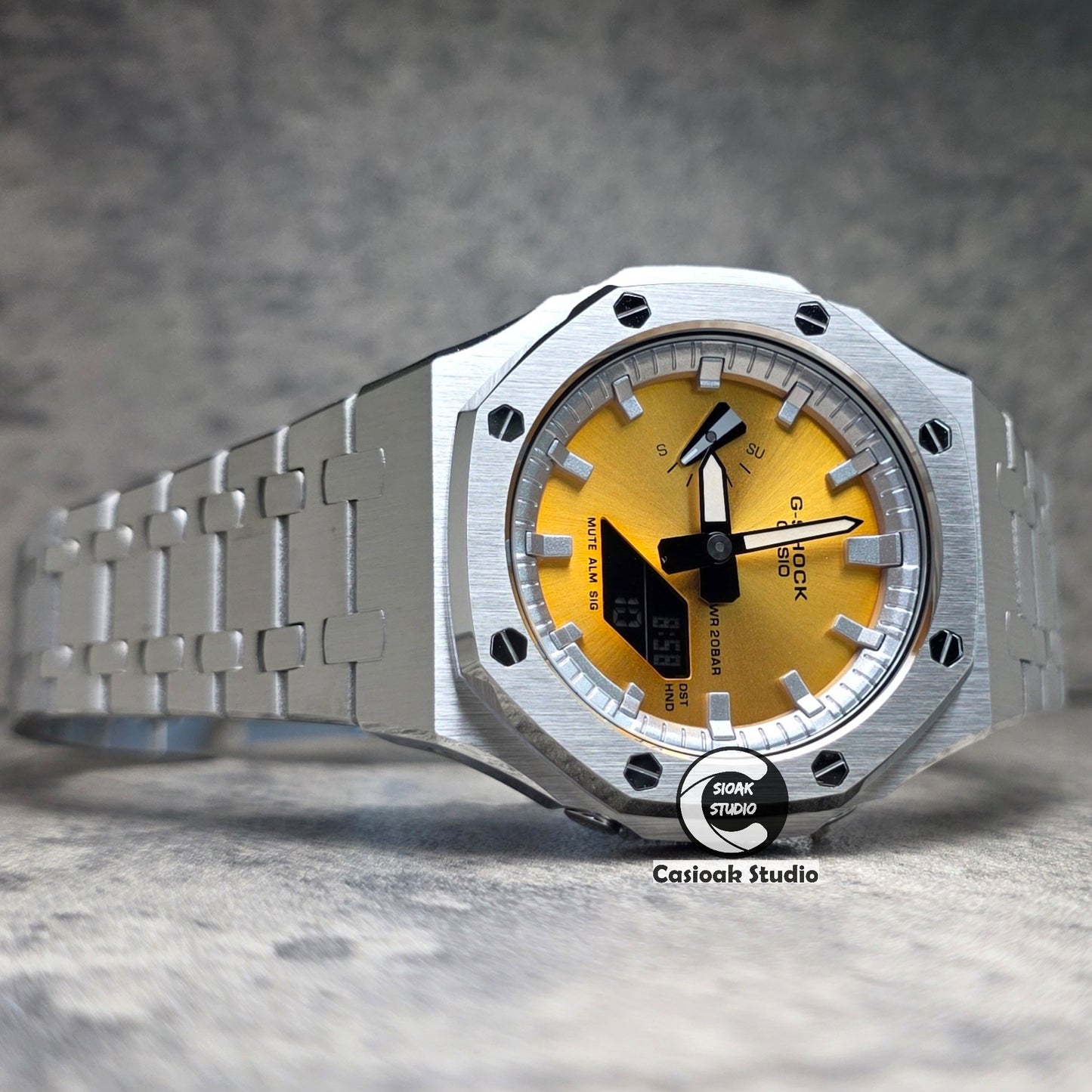 Casioak Mod Watch Silver Case Metal Strap Silver Time Mark Gold Dials 44mm