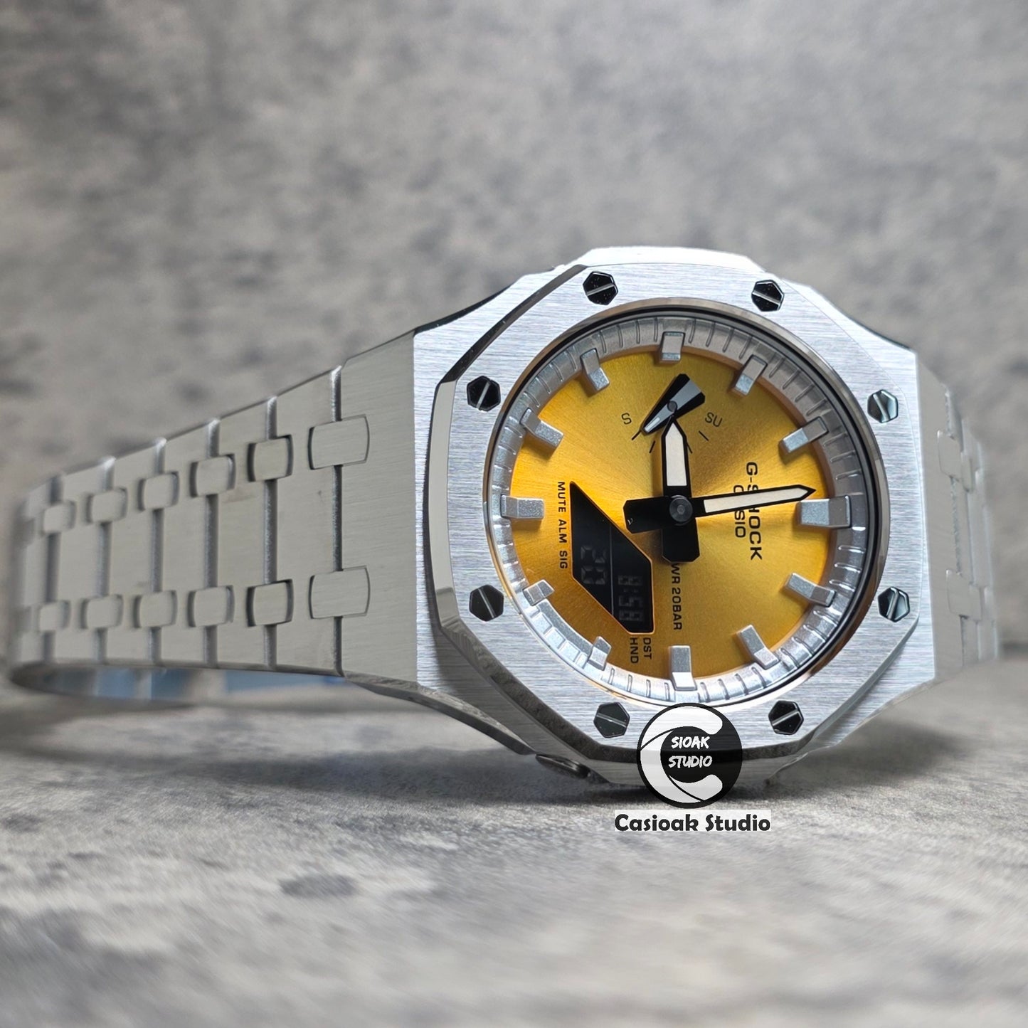 Casioak Mod Watch Silver Case Metal Strap Silver Time Mark Gold Dials 44mm