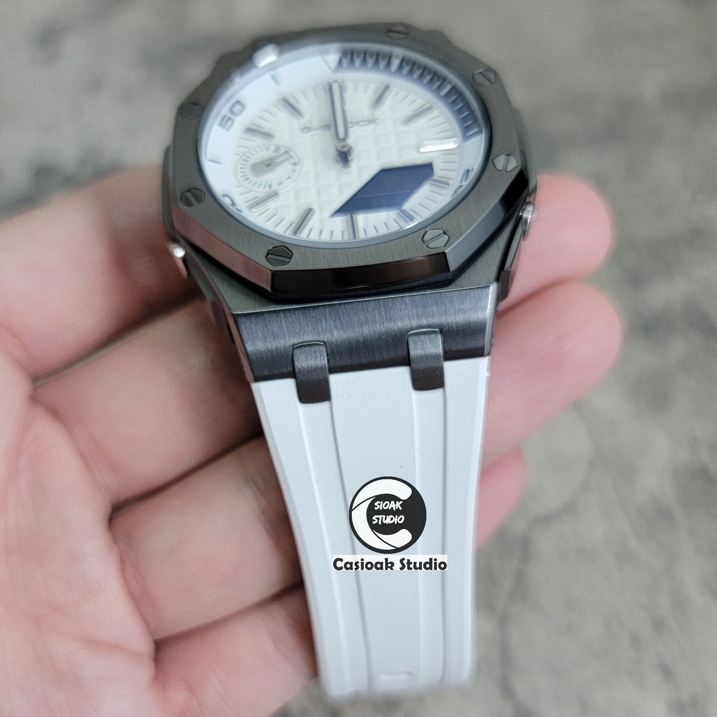 Casioak Mod Watch NEW Offshore Superior Gray Case White Rubber Strap White Time Mark White Dial 44mm