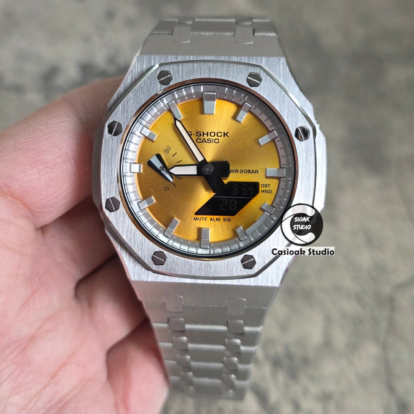 Casioak Mod Watch Silver Case Metal Strap Silver Time Mark Gold Dials 44mm