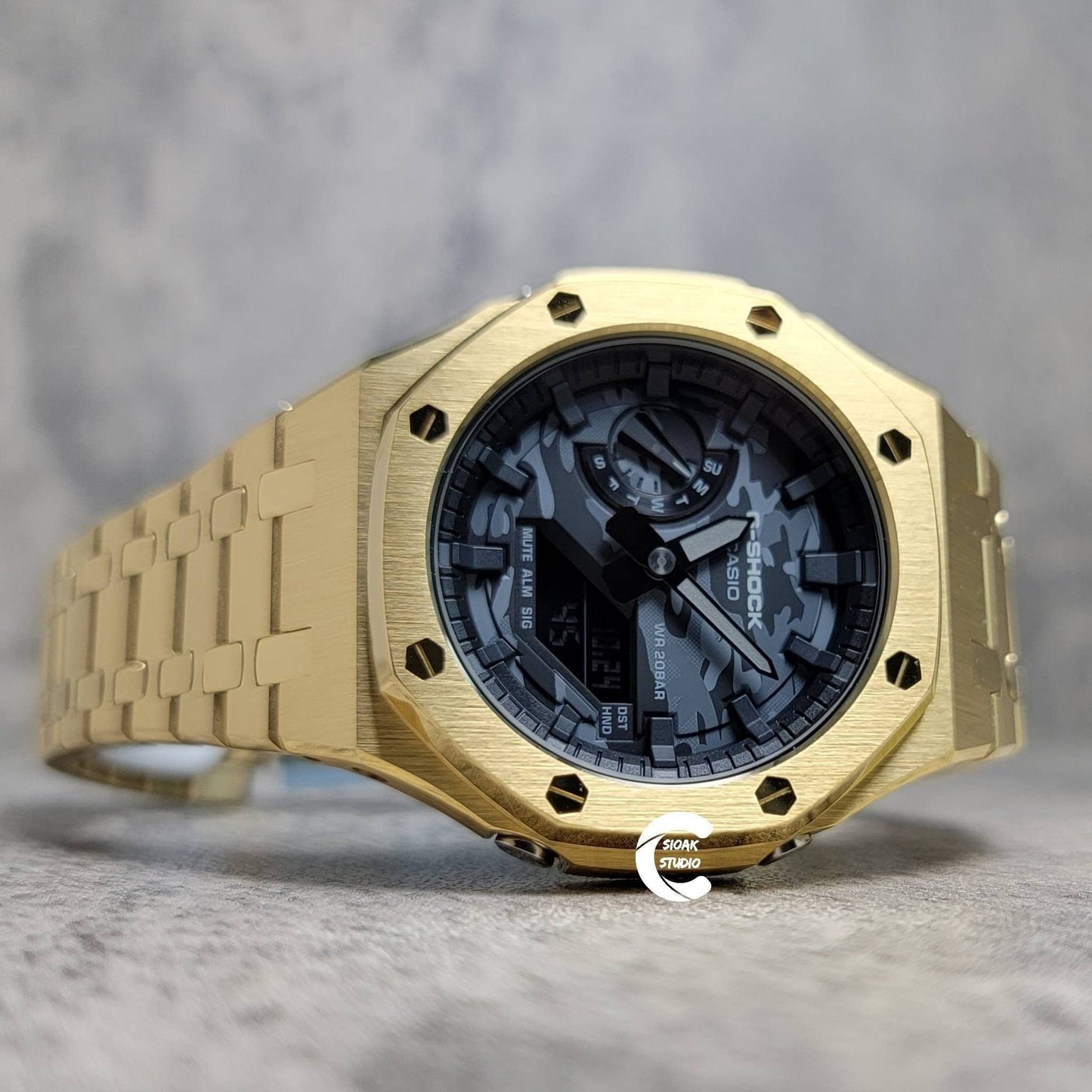 Casioak Mod Watch Gold Case Metal Strap Black Time Mark Camouflage Dial 44mm - Casioak Studio