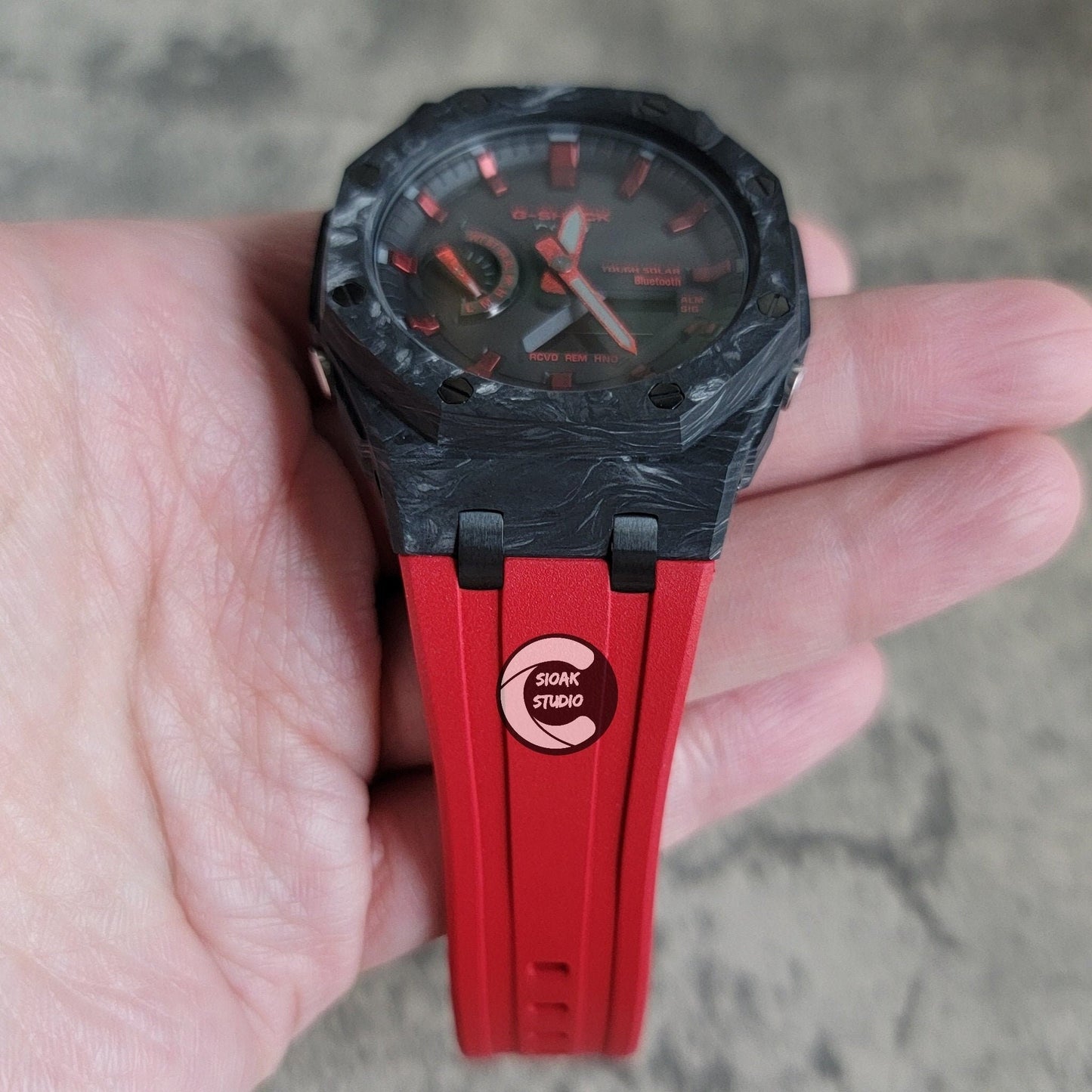 Reloj Casio negro personalizado con pantalla en color rojo Mod -  México