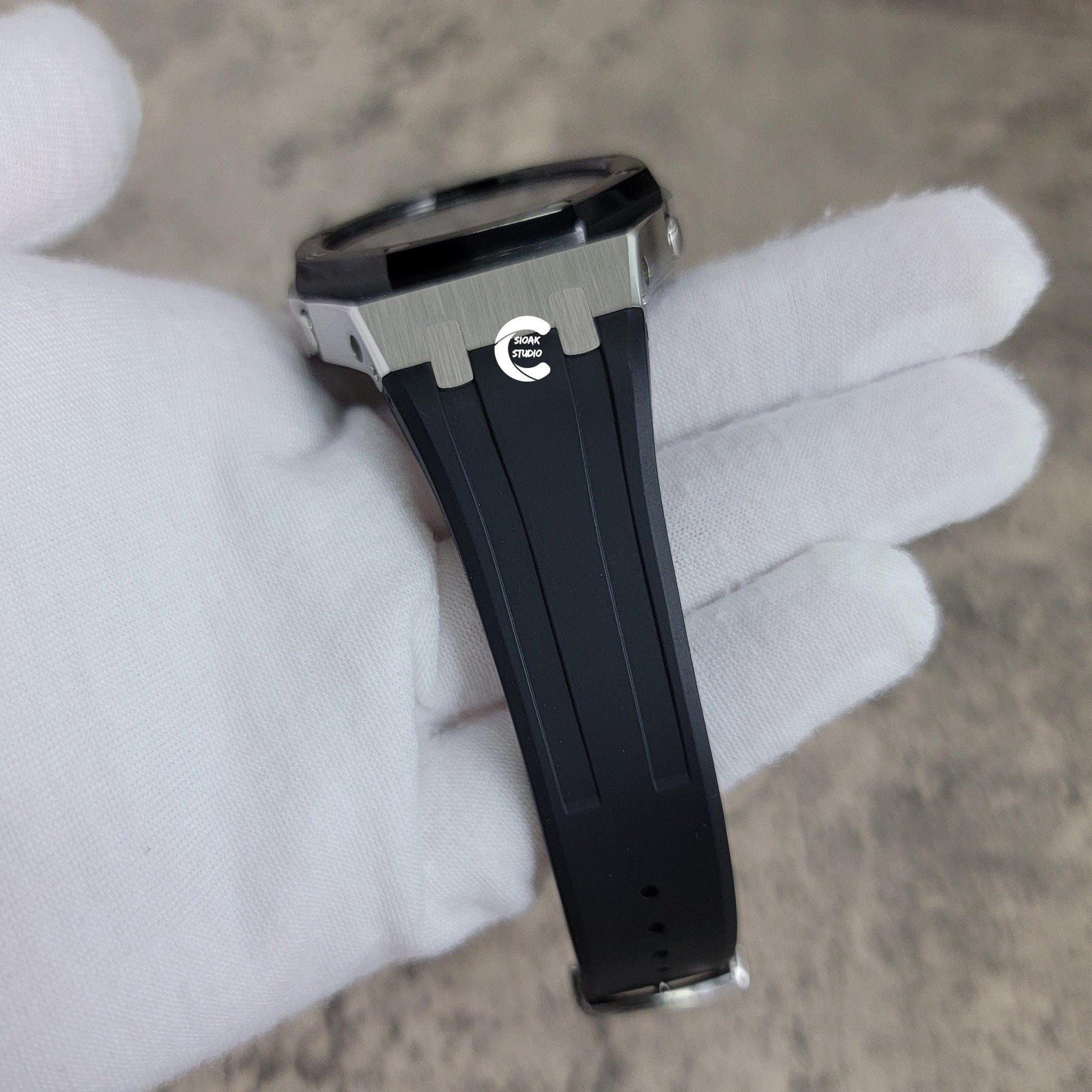 Casioak Mod Watch Solar Bluetooth Black Silver Case Black Rubber Strap Black Gray Time Mark Black Dial 44mm - Casioak Studio