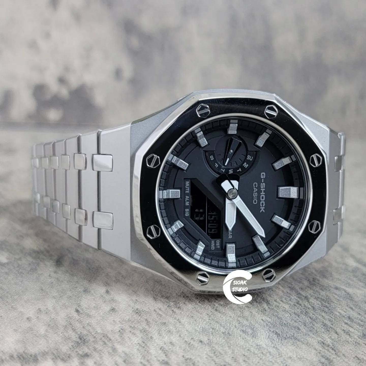 Casioak Mod Watch Polished Silver Case Metal Strap Black Silver Time Mark Black Dial 44mm - Casioak Studio